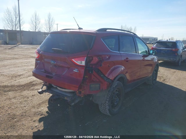 1FMCU9G93FUC08736 Ford ESCAPE SE