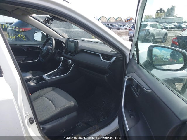 2020 Toyota Rav4 Le მანქანა იყიდება აუქციონზე, vin: 2T3B1RFV2LC098298, აუქციონის ნომერი: 12586146