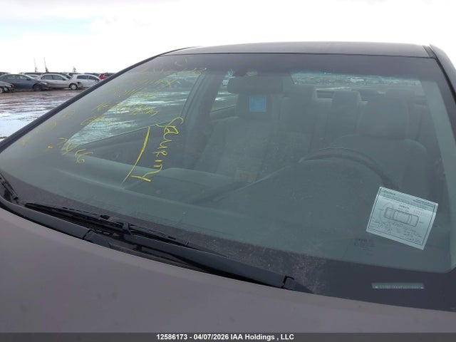 2015 Toyota Camry Le მანქანა იყიდება აუქციონზე, vin: 4T1BF1FK4FU011666, აუქციონის ნომერი: 12586173