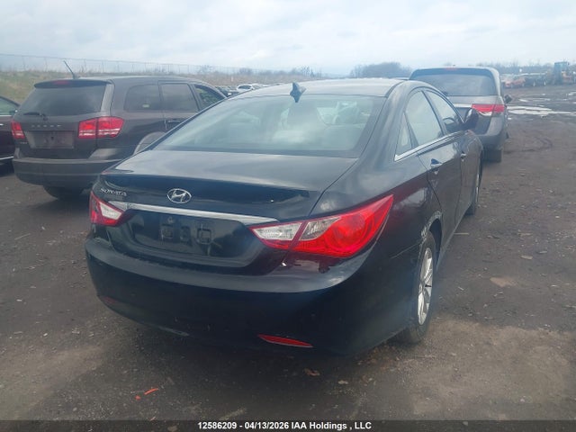 2013 Hyundai Sonata Gls მანქანა იყიდება აუქციონზე, vin: 5NPEB4AC0DH641643, აუქციონის ნომერი: 12586209
