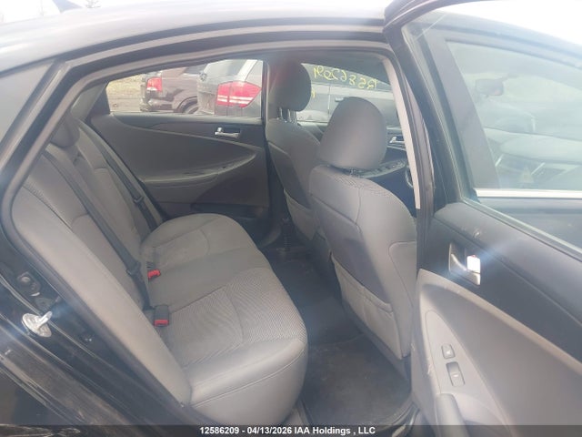 2013 Hyundai Sonata Gls მანქანა იყიდება აუქციონზე, vin: 5NPEB4AC0DH641643, აუქციონის ნომერი: 12586209