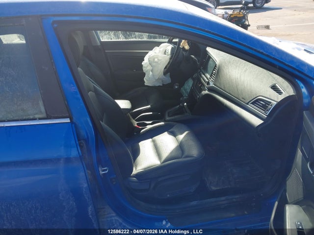 KMHD84LFXHU137853 Hyundai Elantra Limited