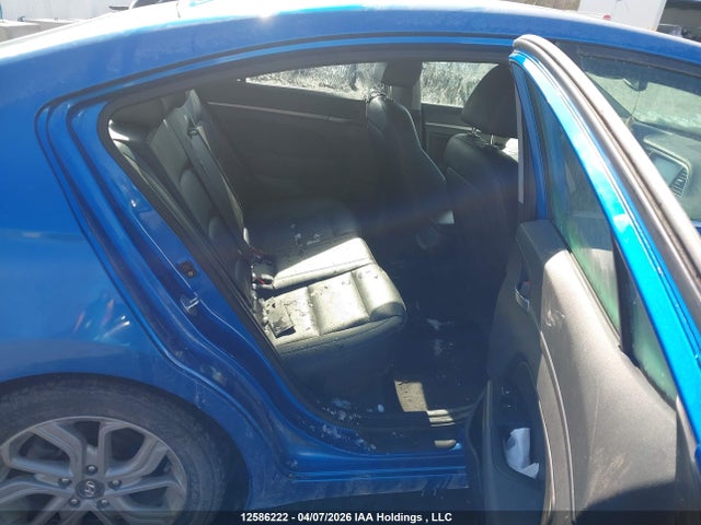 KMHD84LFXHU137853 Hyundai Elantra Limited