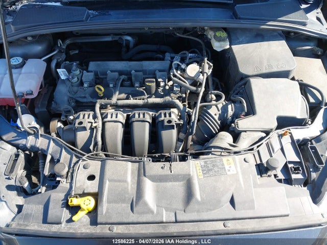 1FADP3K22JL317488 Ford FOCUS SE