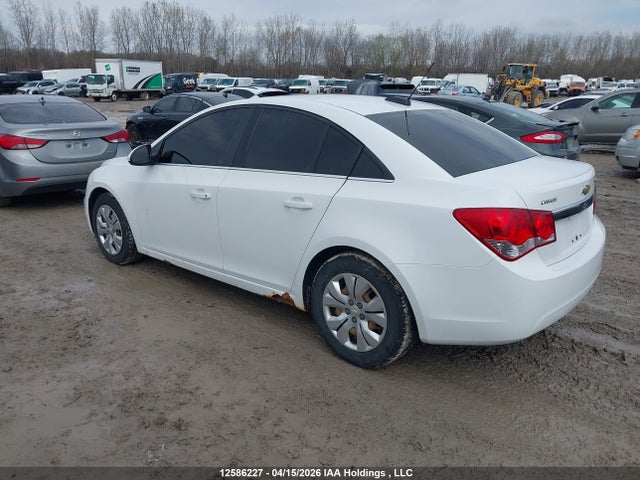 12586227 :رقم المزاد ، 1G1PC5SB6F7153301 vin ، 2015 Chevrolet Cruze 1lt مزاد بيع