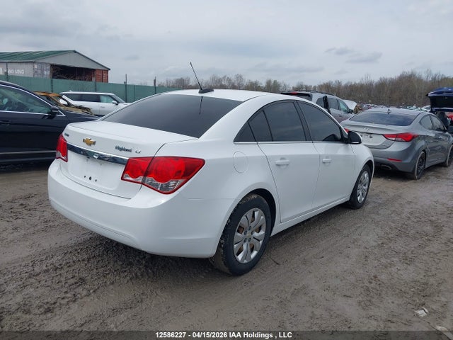 12586227 :رقم المزاد ، 1G1PC5SB6F7153301 vin ، 2015 Chevrolet Cruze 1lt مزاد بيع
