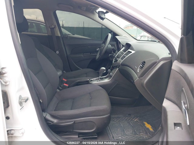 12586227 :رقم المزاد ، 1G1PC5SB6F7153301 vin ، 2015 Chevrolet Cruze 1lt مزاد بيع