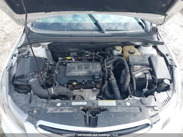 12586227 :رقم المزاد ، 1G1PC5SB6F7153301 vin ، 2015 Chevrolet Cruze 1lt مزاد بيع