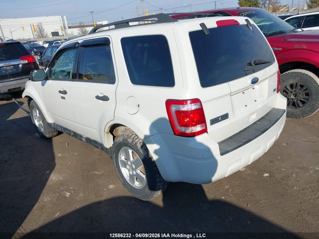 Продажа на аукционе авто 2011 Ford Escape Xlt, vin: 1FMCU9DG8BKB67822, номер лота: 12586232