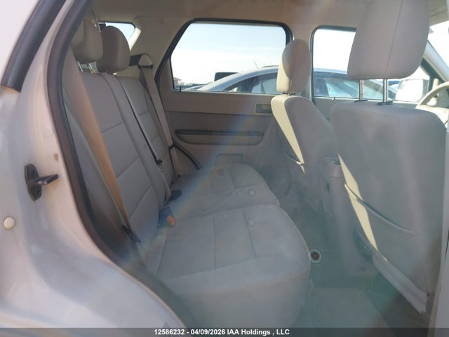 Продажа на аукционе авто 2011 Ford Escape Xlt, vin: 1FMCU9DG8BKB67822, номер лота: 12586232