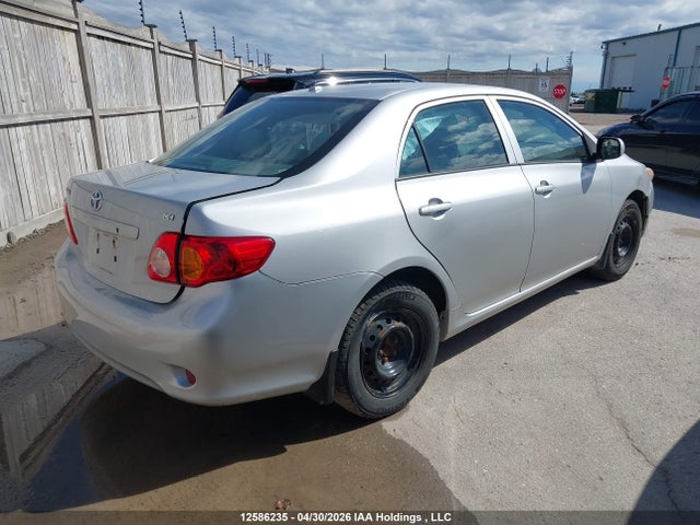 12586235 :رقم المزاد ، 2T1BU4EE6AC490816 vin ، 2010 Toyota Corolla Le مزاد بيع