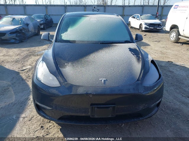 Tesla Model Y Long Range 2024 LRWYGDEE4RC670217 Image 10