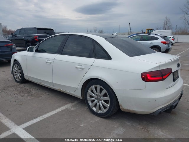 2013 Audi A4 Premium მანქანა იყიდება აუქციონზე, vin: WAUBFCFL1DN008267, აუქციონის ნომერი: 12586244