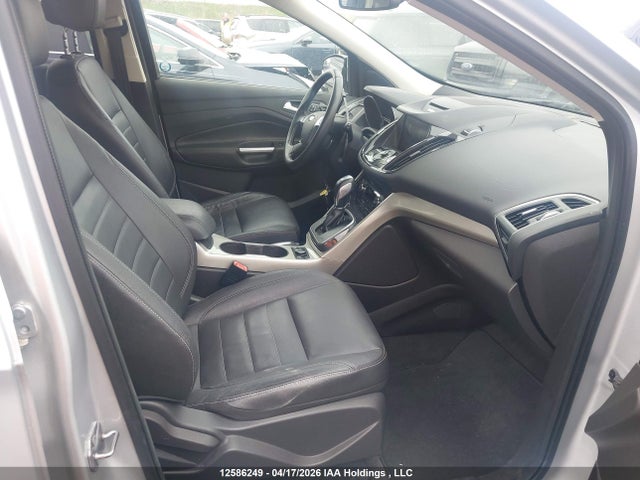 2013 Ford Escape მანქანა იყიდება აუქციონზე, vin: 1FMCU9H92DUA26988, აუქციონის ნომერი: 12586249