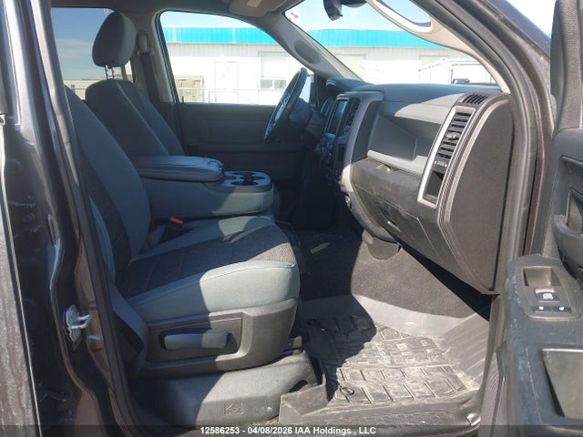 12586253 :رقم المزاد ، 3C6RR7KT1LG312655 vin ، 2020 Ram 1500 Classic Tradesman/express مزاد بيع