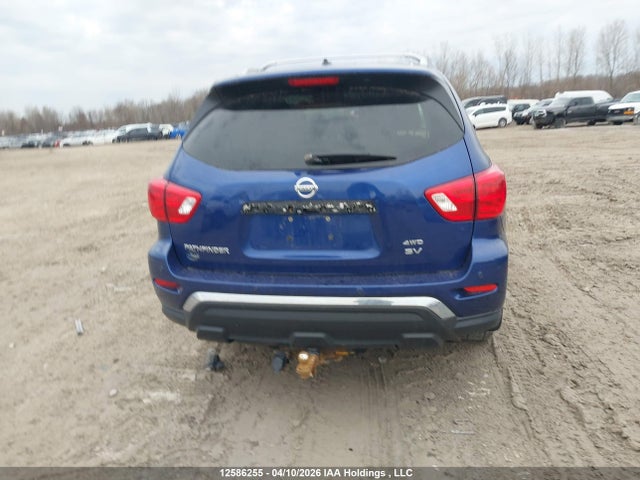 12586255 :رقم المزاد ، 5N1DR2MM4HC696559 vin ، 2017 Nissan Pathfinder Platinum/s/sl/sv مزاد بيع