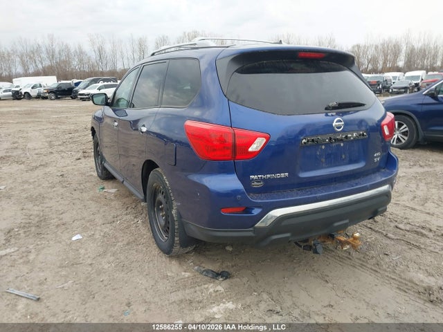 12586255 :رقم المزاد ، 5N1DR2MM4HC696559 vin ، 2017 Nissan Pathfinder Platinum/s/sl/sv مزاد بيع