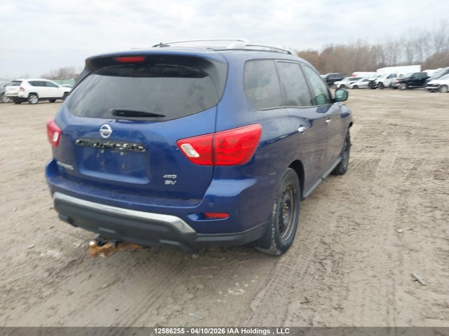 12586255 :رقم المزاد ، 5N1DR2MM4HC696559 vin ، 2017 Nissan Pathfinder Platinum/s/sl/sv مزاد بيع