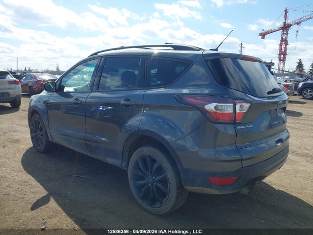 1FMCU9GD8HUA01606 Ford ESCAPE SE