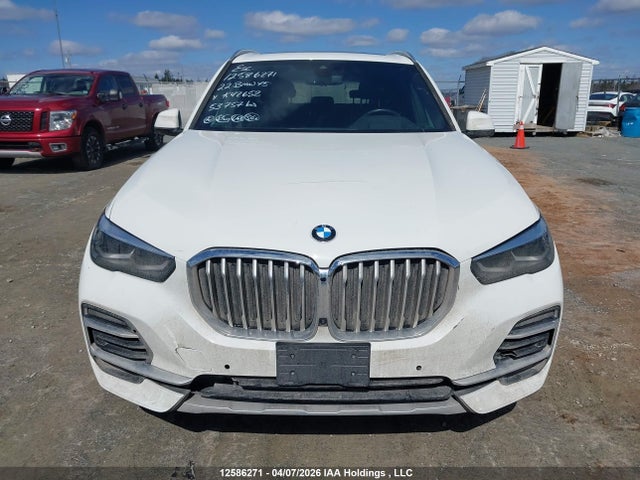 Продажа на аукционе авто 2022 Bmw X5 Xdrive40i, vin: 5UXCR6C08N9K42652, номер лота: 12586271
