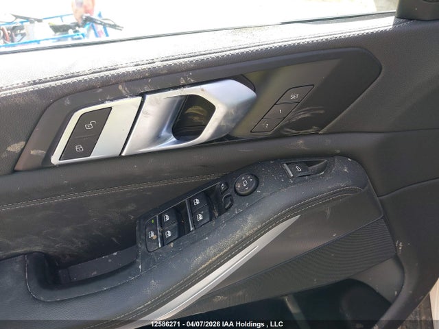 Продажа на аукционе авто 2022 Bmw X5 Xdrive40i, vin: 5UXCR6C08N9K42652, номер лота: 12586271