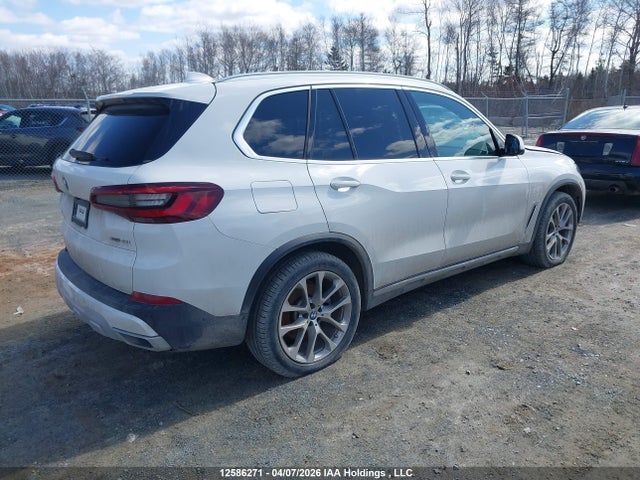 Продажа на аукционе авто 2022 Bmw X5 Xdrive40i, vin: 5UXCR6C08N9K42652, номер лота: 12586271