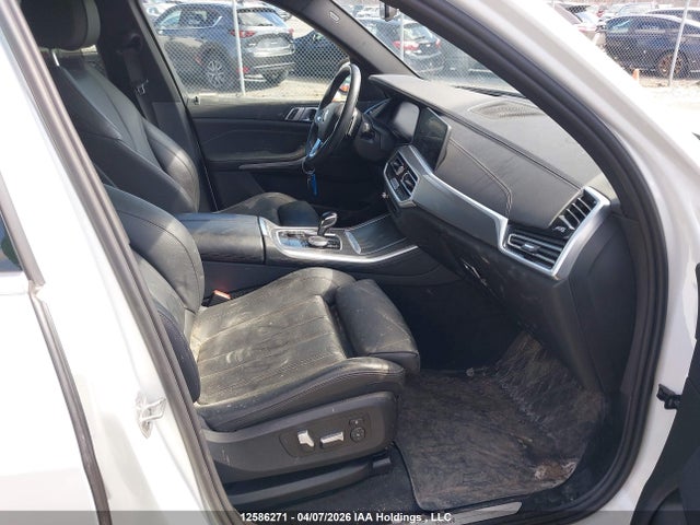 Продажа на аукционе авто 2022 Bmw X5 Xdrive40i, vin: 5UXCR6C08N9K42652, номер лота: 12586271
