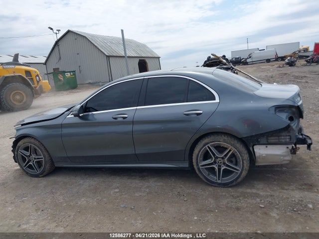55SWF8EB8KU286880 Mercedes-Benz C 300 4matic