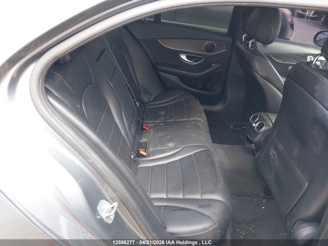 55SWF8EB8KU286880 Mercedes-Benz C 300 4matic