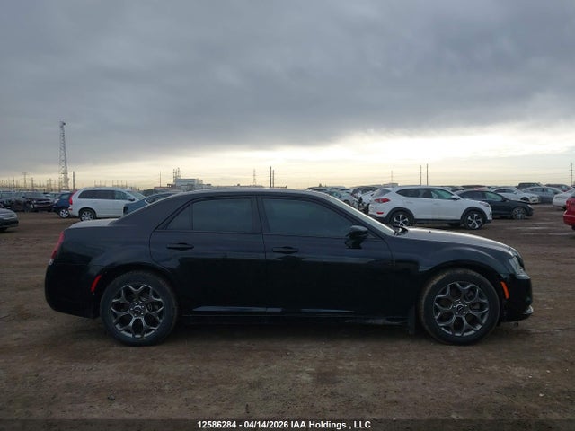 Продажа на аукционе авто 2017 Chrysler 300 S, vin: 2C3CCAGG8HH597228, номер лота: 12586284