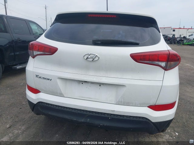 KM8J23A42JU689837 Hyundai Tucson Base 2.0l