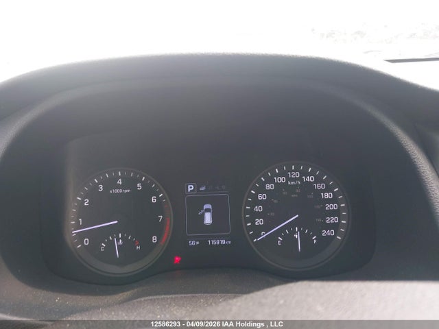 KM8J23A42JU689837 Hyundai Tucson Base 2.0l