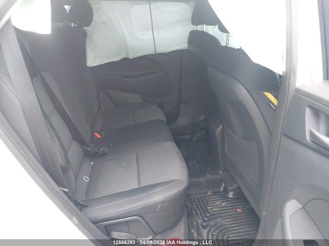 KM8J23A42JU689837 Hyundai Tucson Base 2.0l