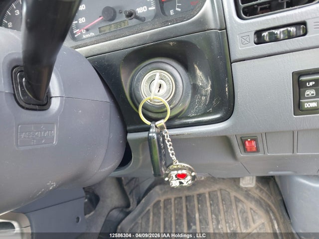 12586304 :رقم المزاد ، RZN1859023288 vin ، 1998 Toyota Hilux مزاد بيع