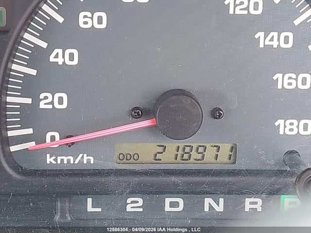 12586304 :رقم المزاد ، RZN1859023288 vin ، 1998 Toyota Hilux مزاد بيع