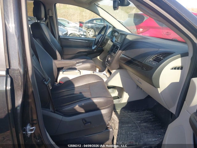 2C4RDGDGXJR340811 Dodge Grand Caravan Crew