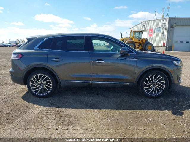 Lincoln Nautilus Reserve 2019 2LMPJ8L99KBL67033 Image 13