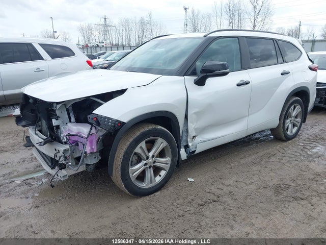 2025 Toyota Highlander მანქანა იყიდება აუქციონზე, vin: 5TDKBRCH4SS655318, აუქციონის ნომერი: 12586347