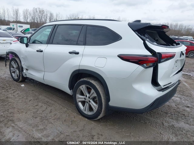 2025 Toyota Highlander მანქანა იყიდება აუქციონზე, vin: 5TDKBRCH4SS655318, აუქციონის ნომერი: 12586347