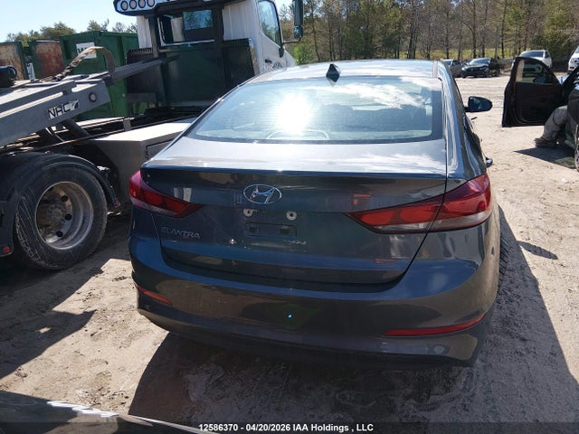 Hyundai ELANTRA GL 2018 KMHD84LF0JU618331 Image 16