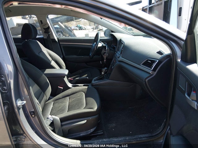 Продаж на аукціоні авто 2018 Hyundai Elantra Gl, vin: KMHD84LF0JU618331, номер лоту: 12586370