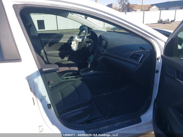 KMHD84LF8JU522608 Hyundai Elantra Sel/value/limited