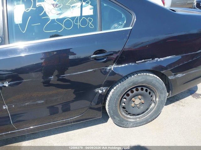 3VWB67AJ1HM250408 Volkswagen Jetta Wolfsburg Edition