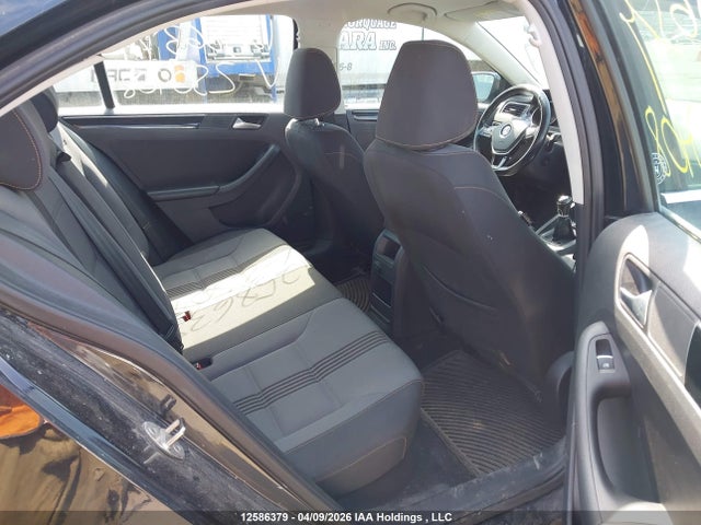 3VWB67AJ1HM250408 Volkswagen Jetta Wolfsburg Edition