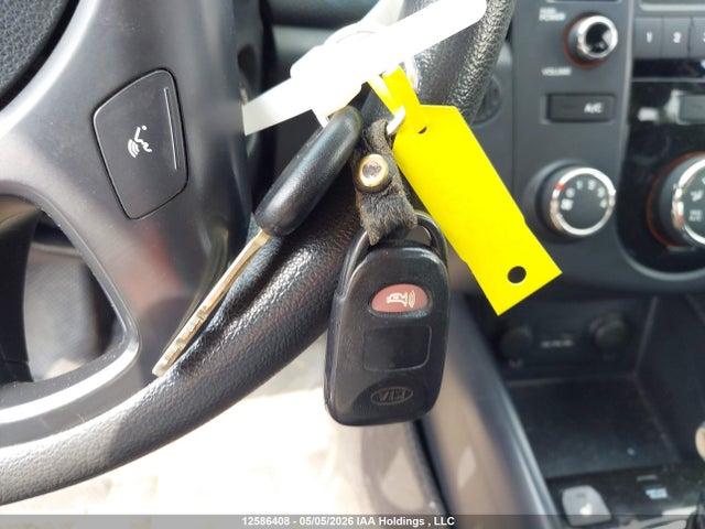2011 Kia Forte 2.0l Ex მანქანა იყიდება აუქციონზე, vin: KNAFU4A28B5360318, აუქციონის ნომერი: 12586408