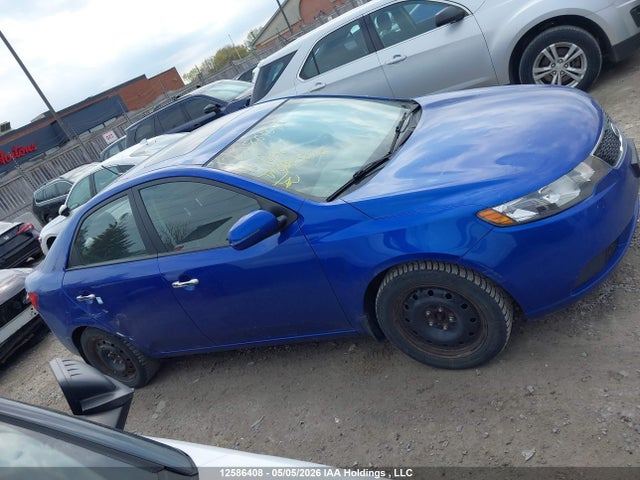 2011 Kia Forte 2.0l Ex მანქანა იყიდება აუქციონზე, vin: KNAFU4A28B5360318, აუქციონის ნომერი: 12586408