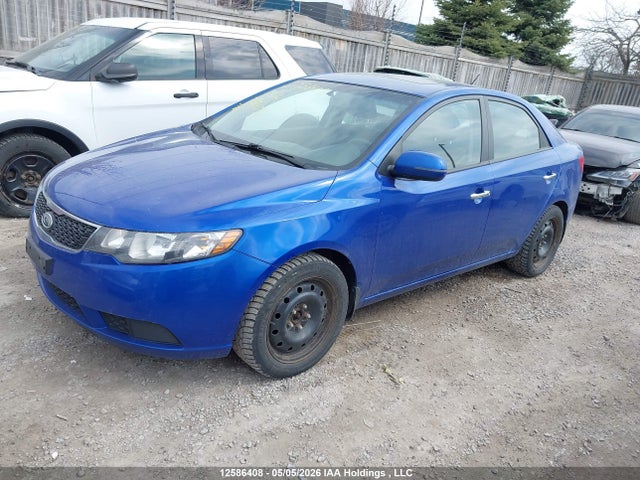 2011 Kia Forte 2.0l Ex მანქანა იყიდება აუქციონზე, vin: KNAFU4A28B5360318, აუქციონის ნომერი: 12586408