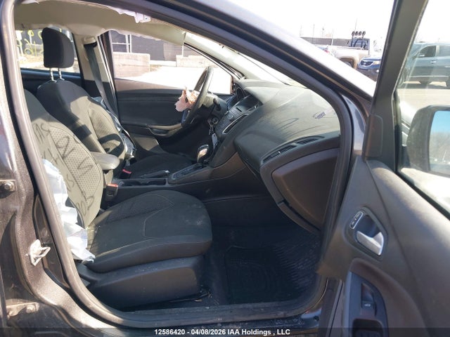 1FADP3K24GL316903 Ford FOCUS SE