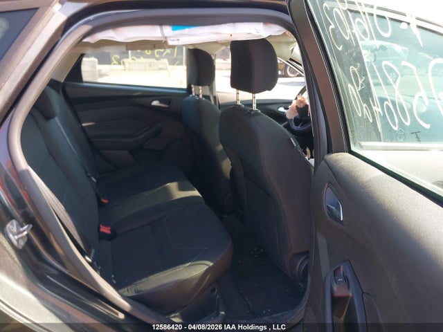 1FADP3K24GL316903 Ford FOCUS SE