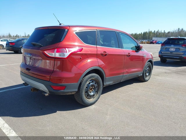 2015 Ford Escape Se მანქანა იყიდება აუქციონზე, vin: 1FMCU0G75FUB84899, აუქციონის ნომერი: 12586430
